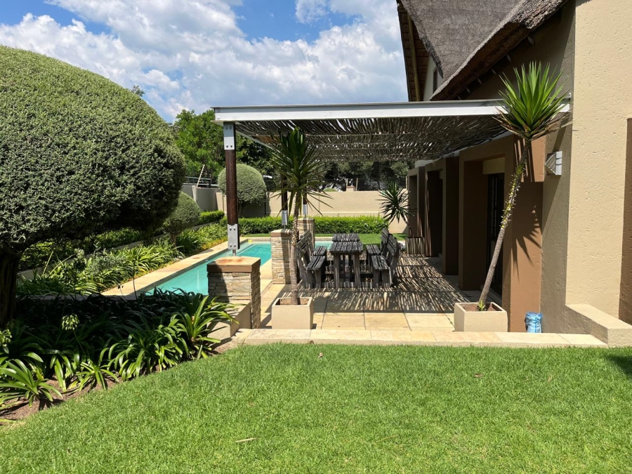 To Let 1 Bedroom Property for Rent in Pineslopes Gauteng