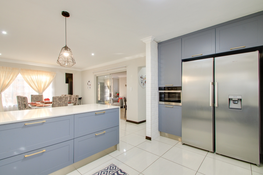 4 Bedroom Property for Sale in Craigavon Gauteng