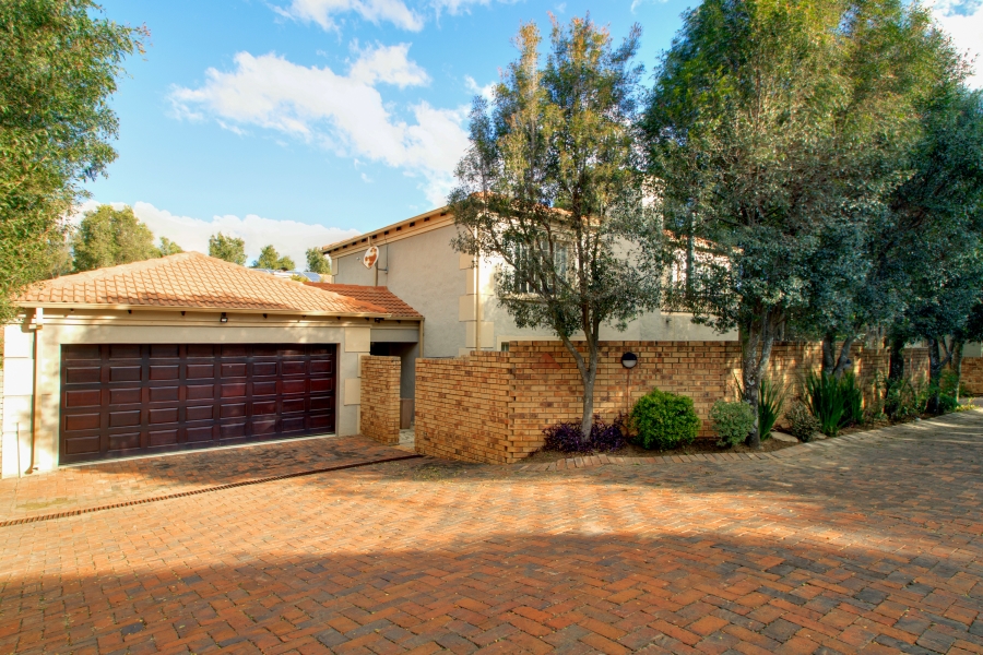 4 Bedroom Property for Sale in Craigavon Gauteng