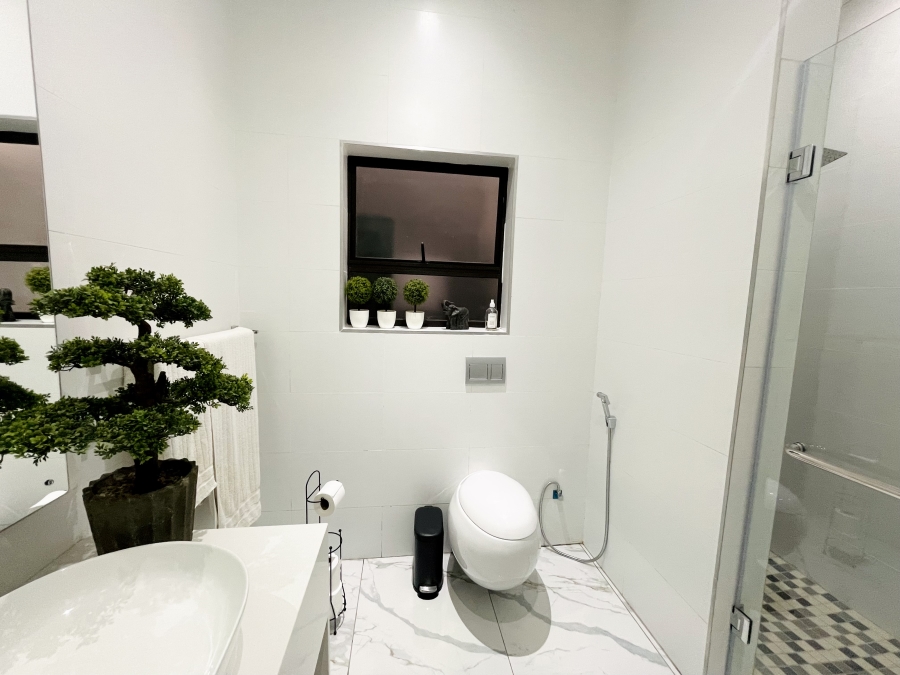 To Let 3 Bedroom Property for Rent in Fourways Gauteng