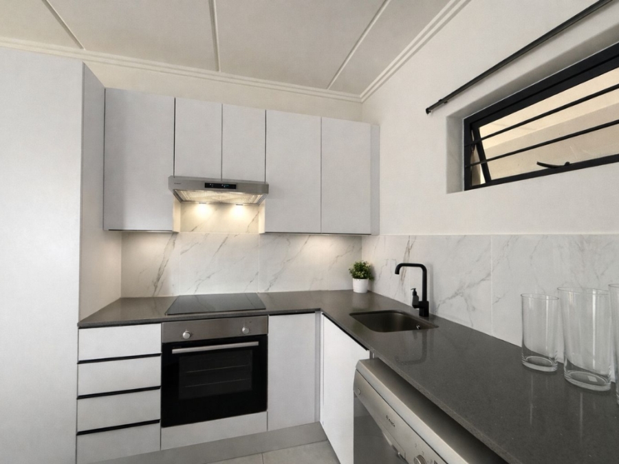 To Let 1 Bedroom Property for Rent in Bryanston Gauteng