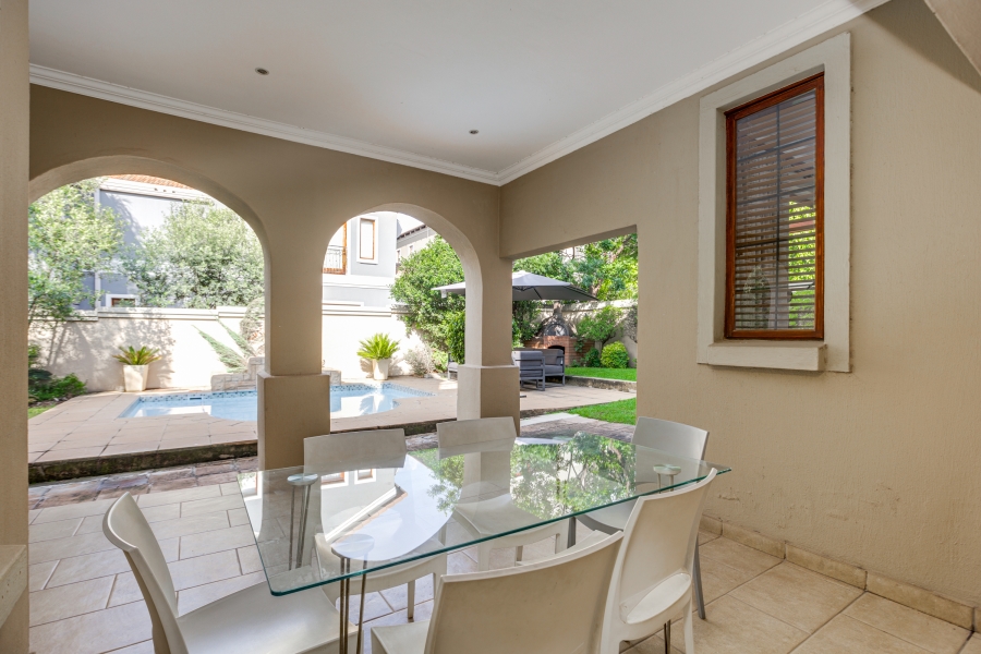 To Let 3 Bedroom Property for Rent in Fourways Gauteng