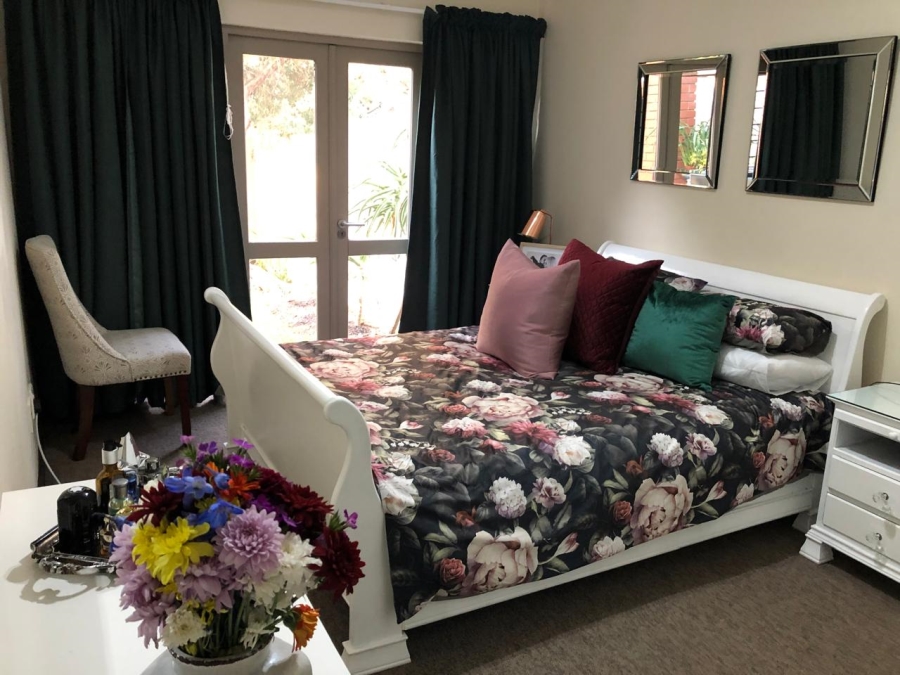 To Let 2 Bedroom Property for Rent in Pineslopes Gauteng