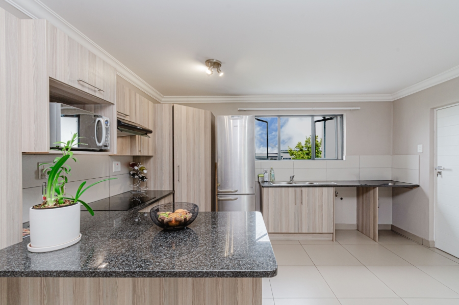 2 Bedroom Property for Sale in Chartwell Gauteng