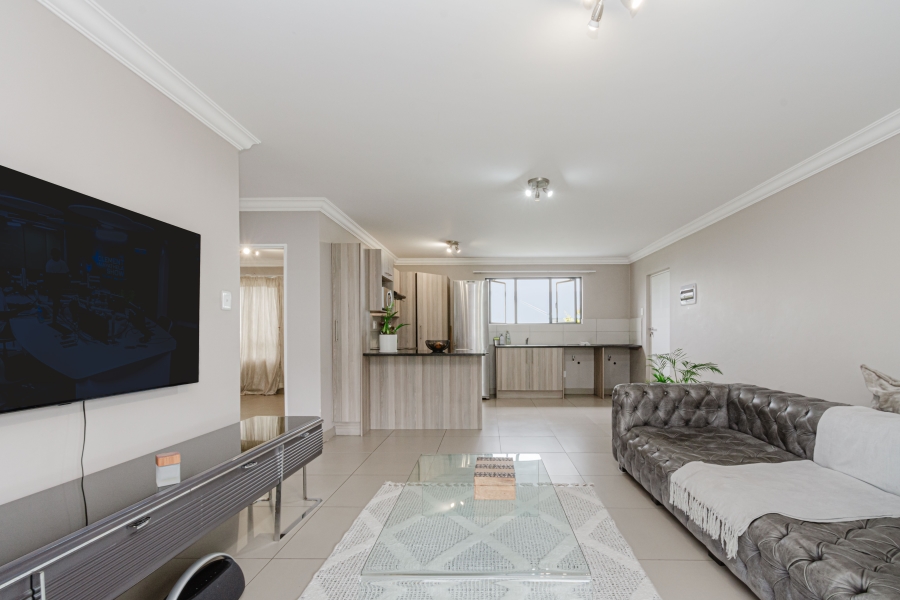 2 Bedroom Property for Sale in Chartwell Gauteng