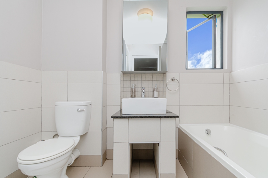 2 Bedroom Property for Sale in Chartwell Gauteng