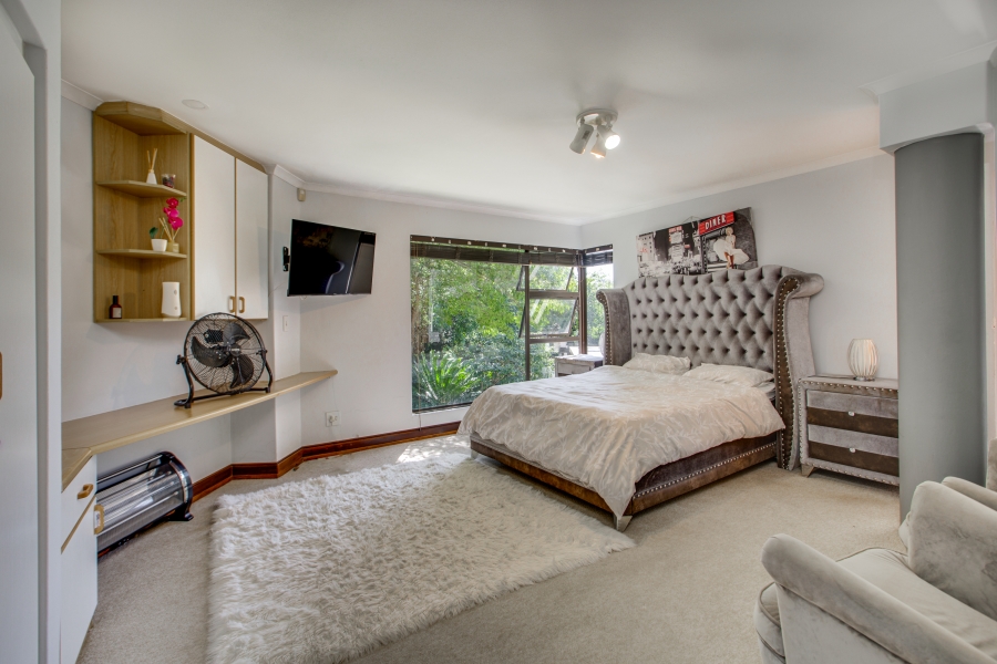 4 Bedroom Property for Sale in Bryanston Gauteng