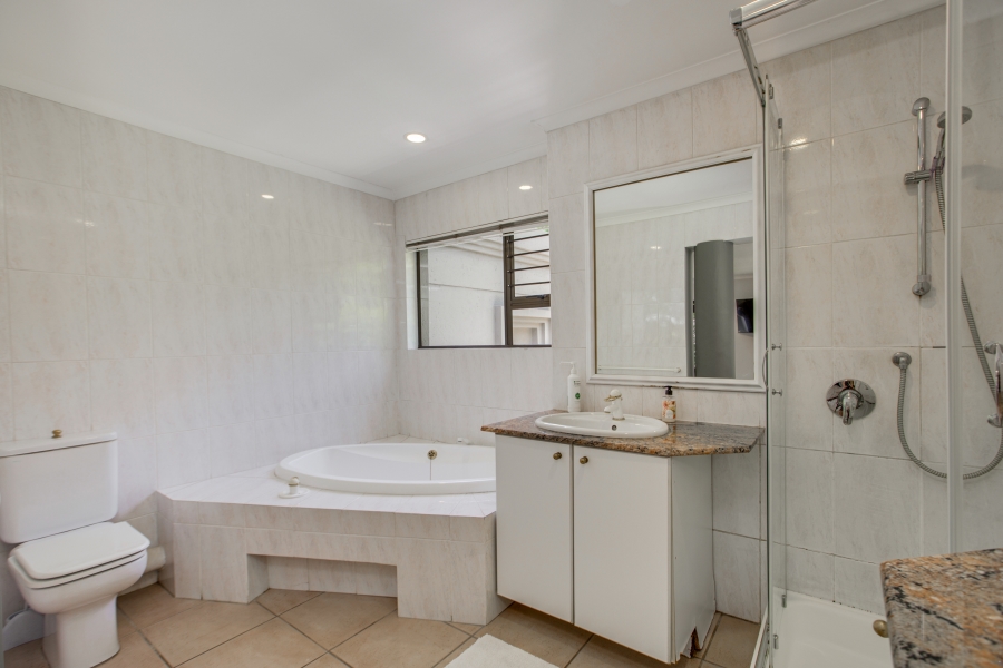 4 Bedroom Property for Sale in Bryanston Gauteng