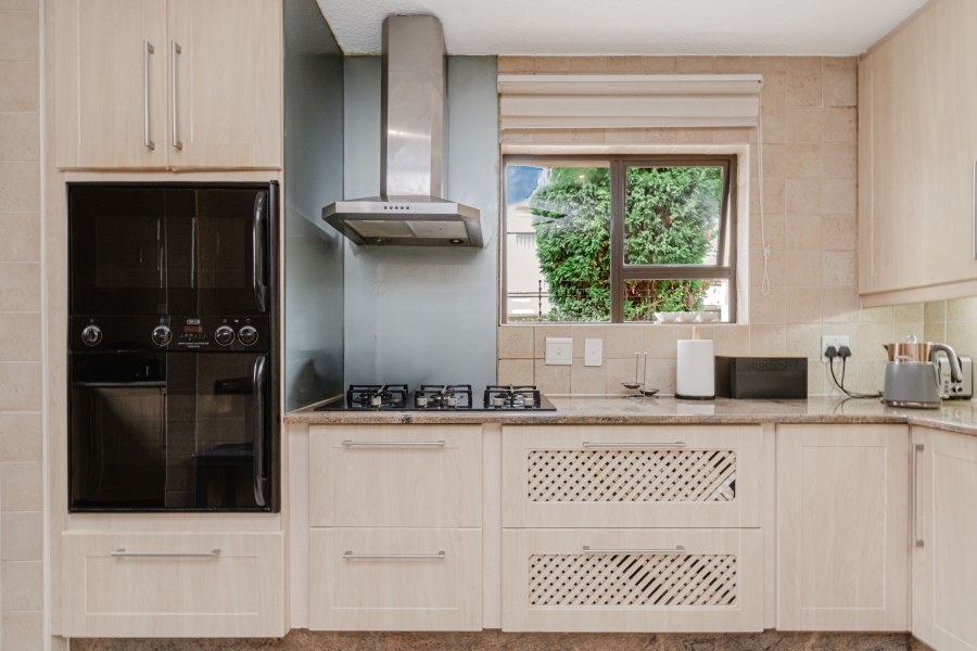 To Let 4 Bedroom Property for Rent in Bryanston Gauteng