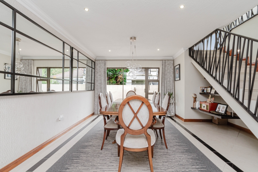 To Let 4 Bedroom Property for Rent in Bryanston Gauteng