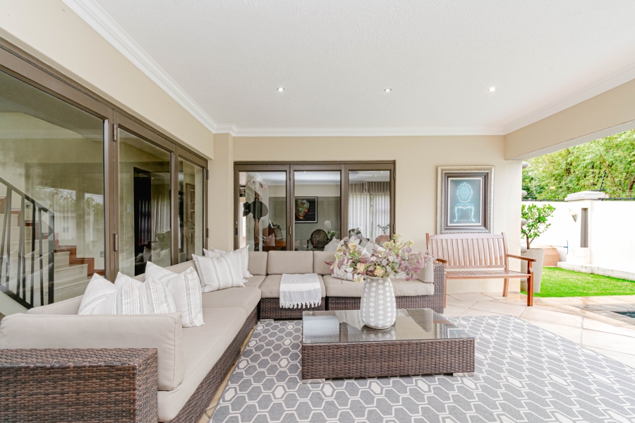 To Let 4 Bedroom Property for Rent in Bryanston Gauteng