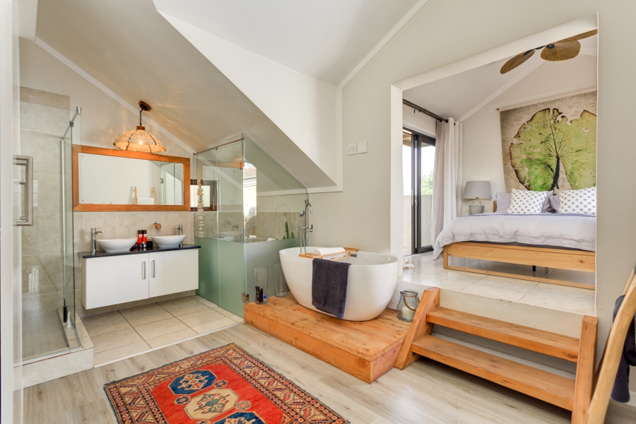 3 Bedroom Property for Sale in Lonehill Gauteng