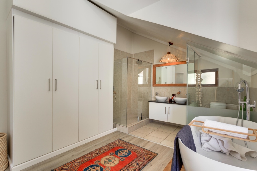 3 Bedroom Property for Sale in Lonehill Gauteng