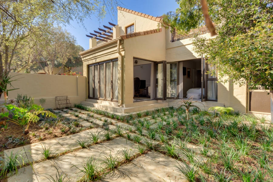 3 Bedroom Property for Sale in Lonehill Gauteng