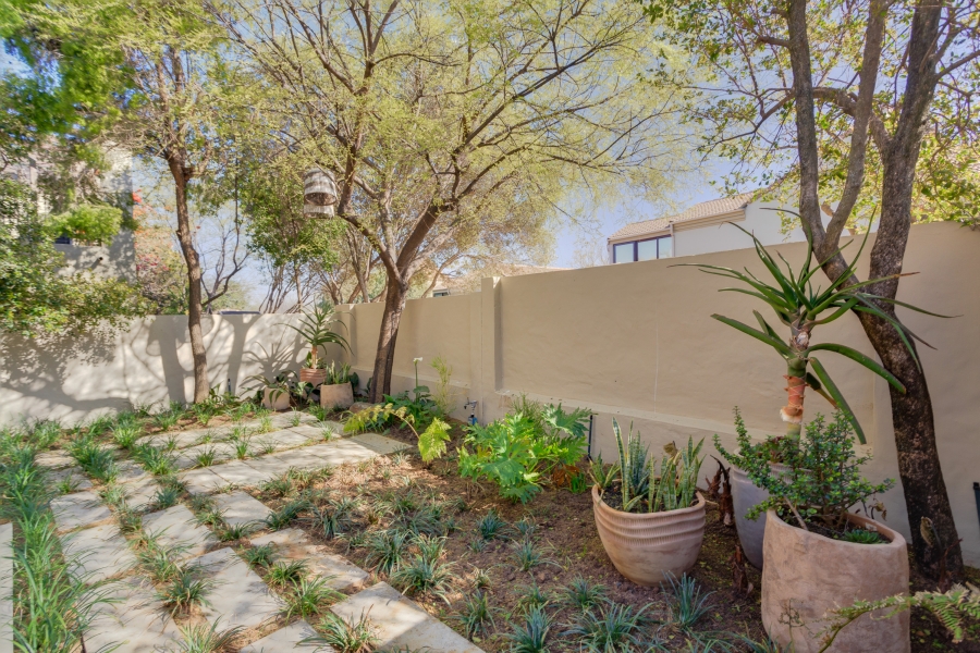 3 Bedroom Property for Sale in Lonehill Gauteng