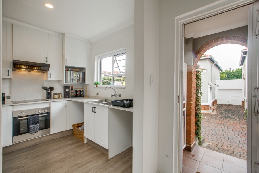 2 Bedroom Property for Sale in Bryanston Gauteng