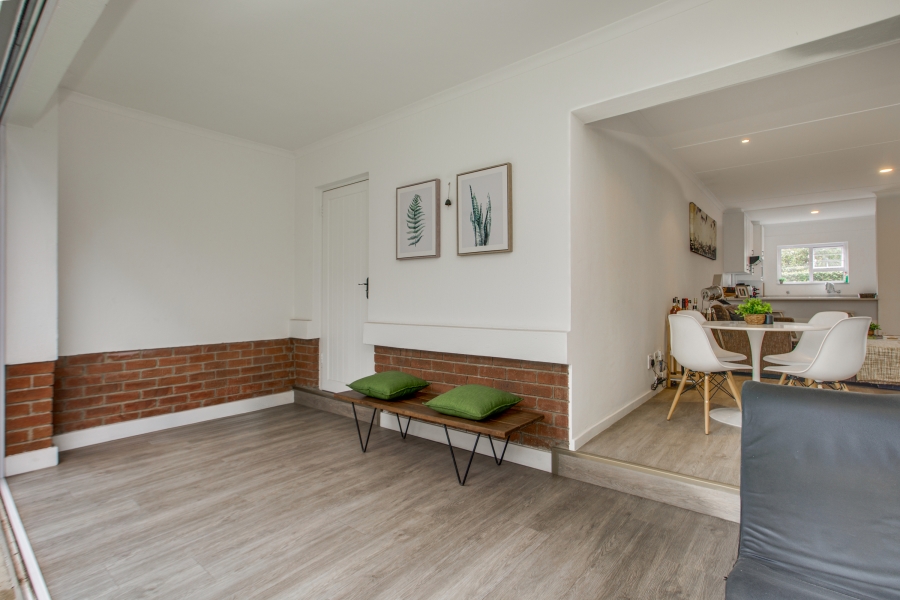 2 Bedroom Property for Sale in Bryanston Gauteng