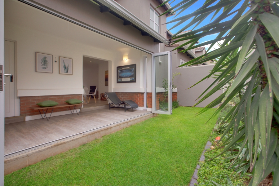 2 Bedroom Property for Sale in Bryanston Gauteng