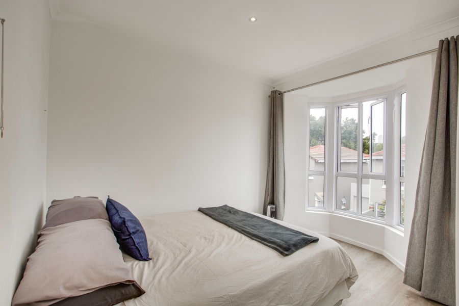 2 Bedroom Property for Sale in Bryanston Gauteng