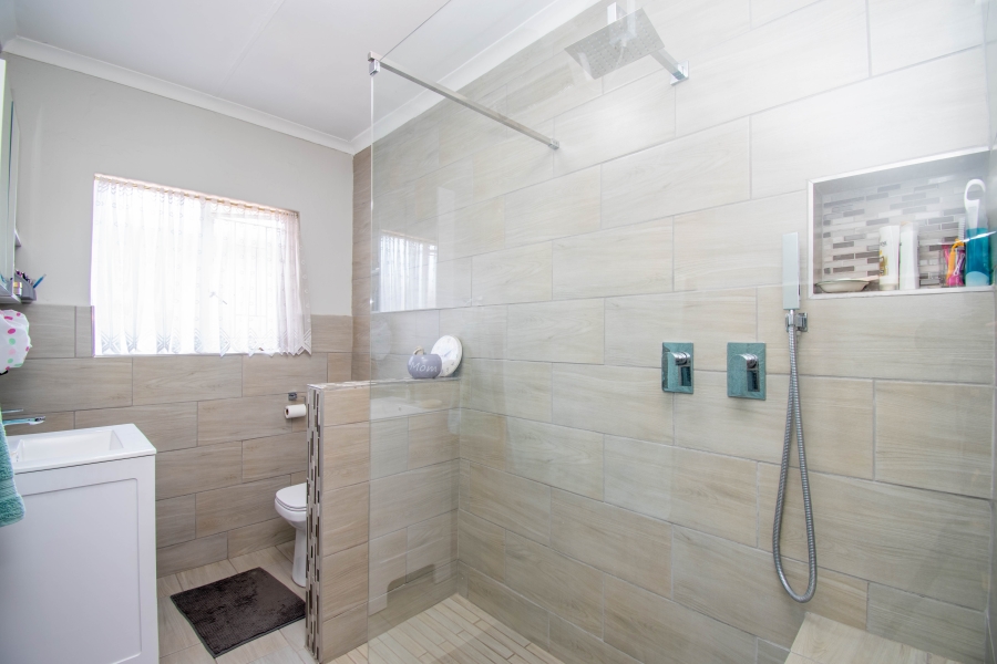 3 Bedroom Property for Sale in Ferndale Gauteng