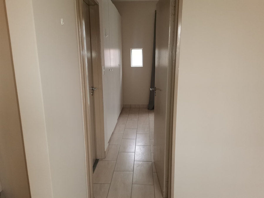 1 Bedroom Property for Sale in Houghton Estate Gauteng