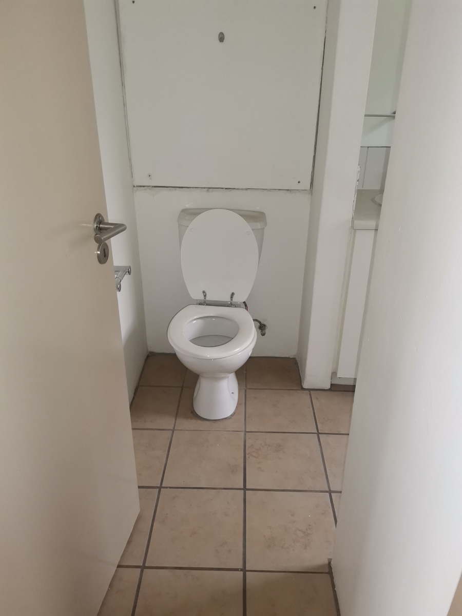 1 Bedroom Property for Sale in Houghton Estate Gauteng