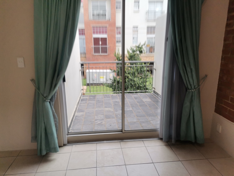 1 Bedroom Property for Sale in Houghton Estate Gauteng