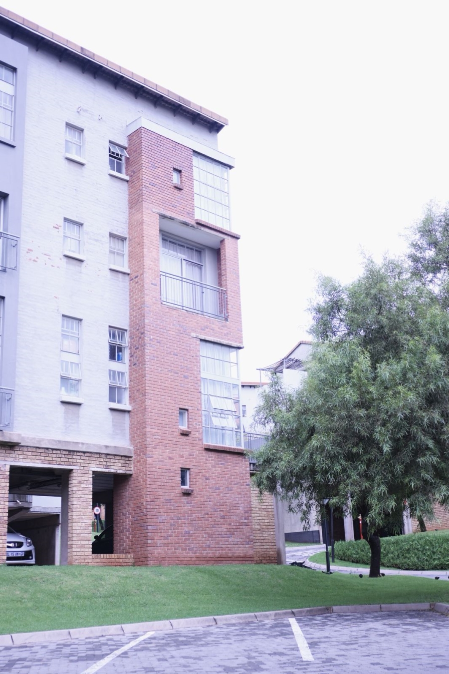 1 Bedroom Property for Sale in Houghton Estate Gauteng