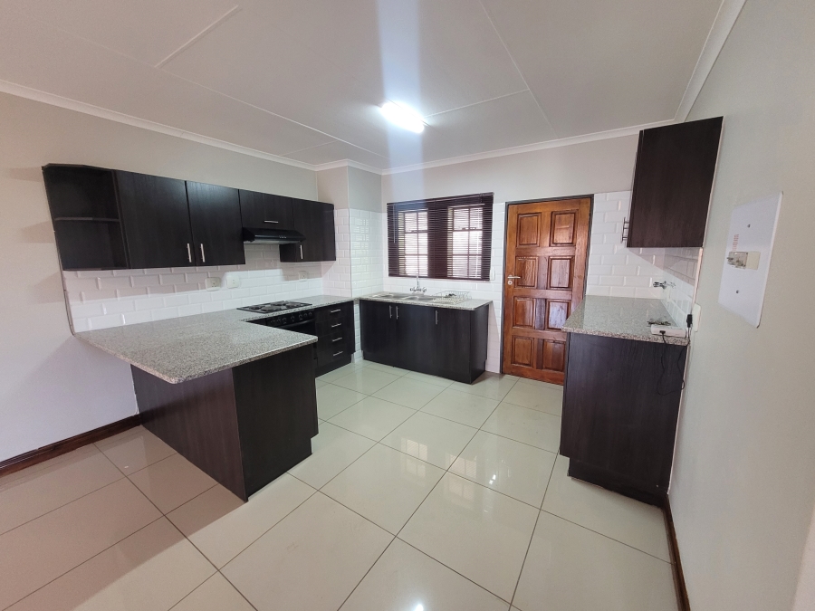 To Let 2 Bedroom Property for Rent in Meyersdal Gauteng