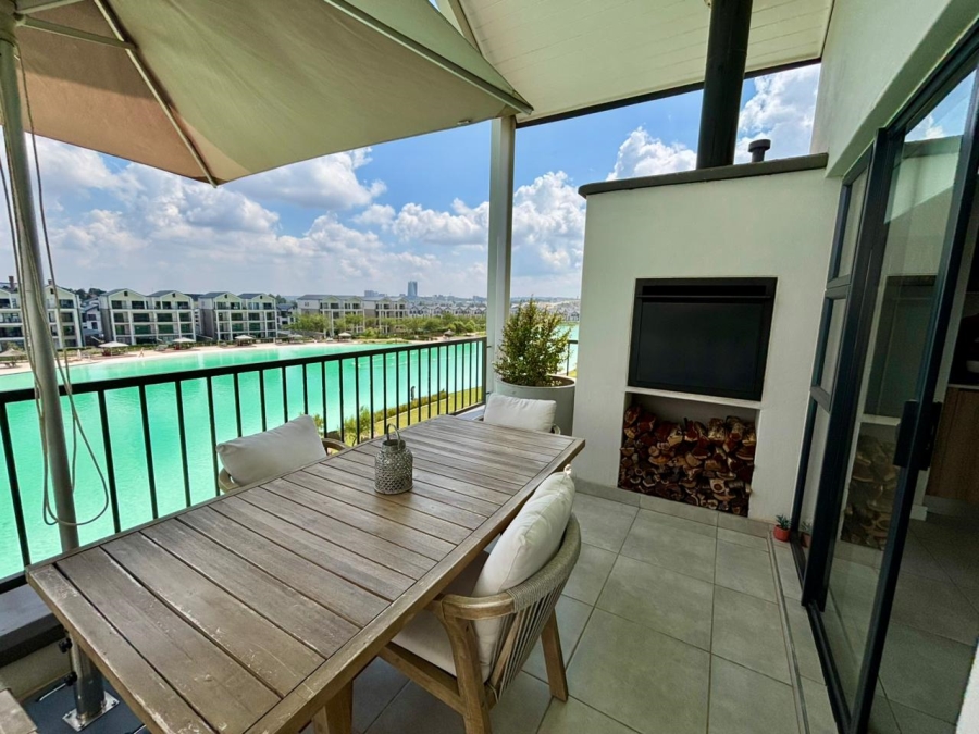 To Let 2 Bedroom Property for Rent in Waterfall Gauteng