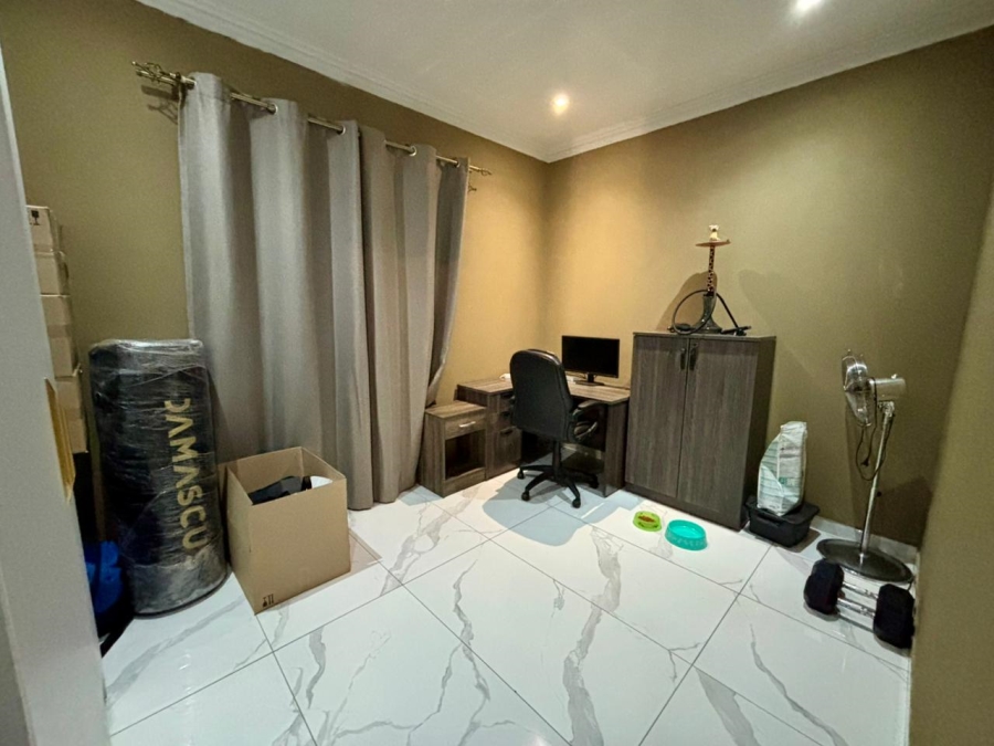 To Let 3 Bedroom Property for Rent in Randpark Ridge Gauteng