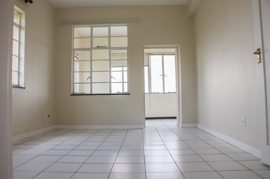 To Let 2 Bedroom Property for Rent in Houghton Estate Gauteng