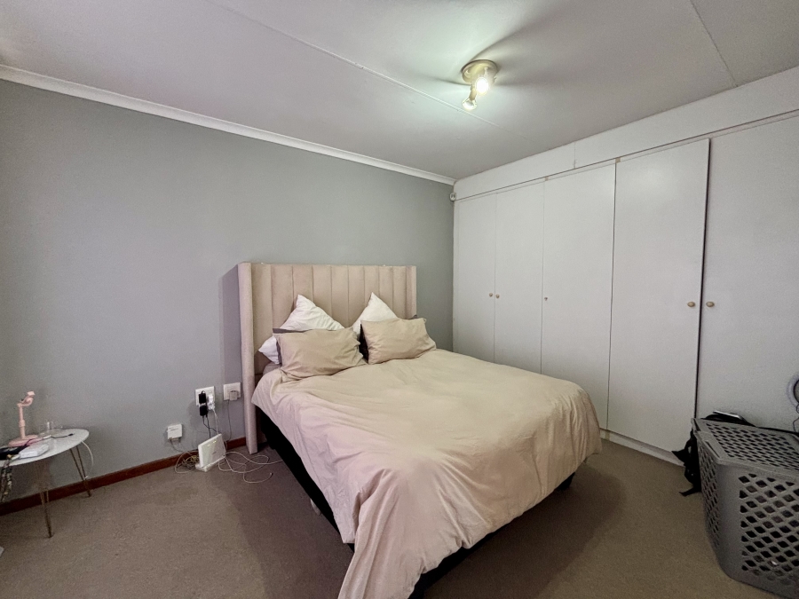 1 Bedroom Property for Sale in Ferndale Gauteng