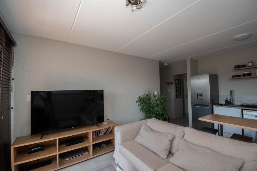 To Let 2 Bedroom Property for Rent in Ferndale Gauteng