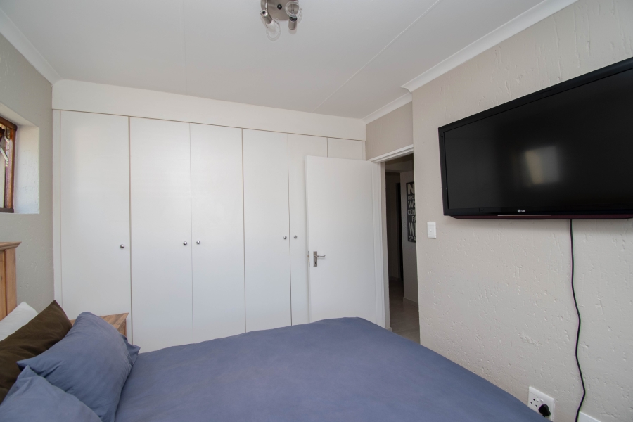 To Let 2 Bedroom Property for Rent in Ferndale Gauteng