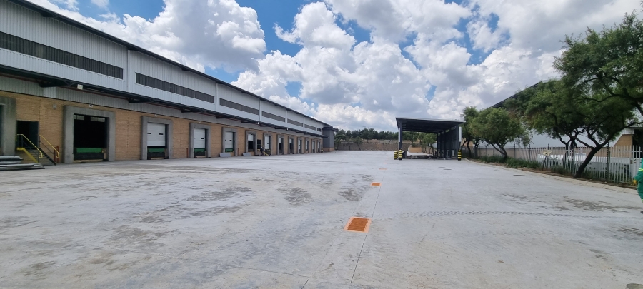 To Let commercial Property for Rent in Randjespark Gauteng