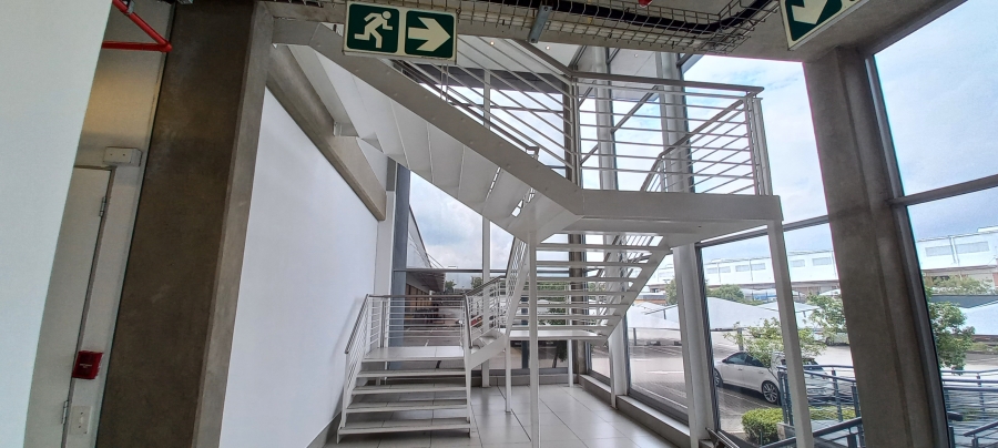 To Let commercial Property for Rent in Gosforth Park Gauteng