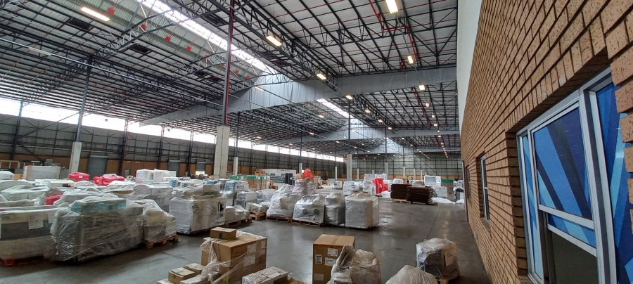 To Let commercial Property for Rent in Gosforth Park Gauteng