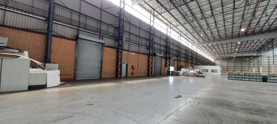 To Let commercial Property for Rent in Gosforth Park Gauteng