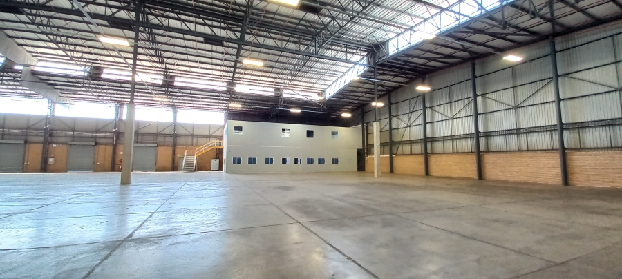 To Let commercial Property for Rent in Gosforth Park Gauteng