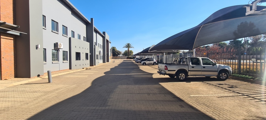 To Let commercial Property for Rent in Pomona Gauteng