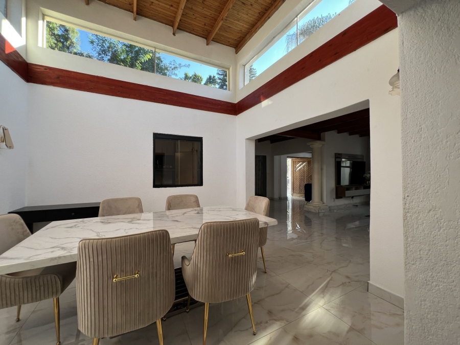 4 Bedroom Property for Sale in Waterkloof Ridge Gauteng