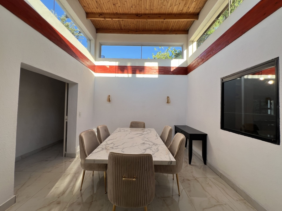 4 Bedroom Property for Sale in Waterkloof Ridge Gauteng