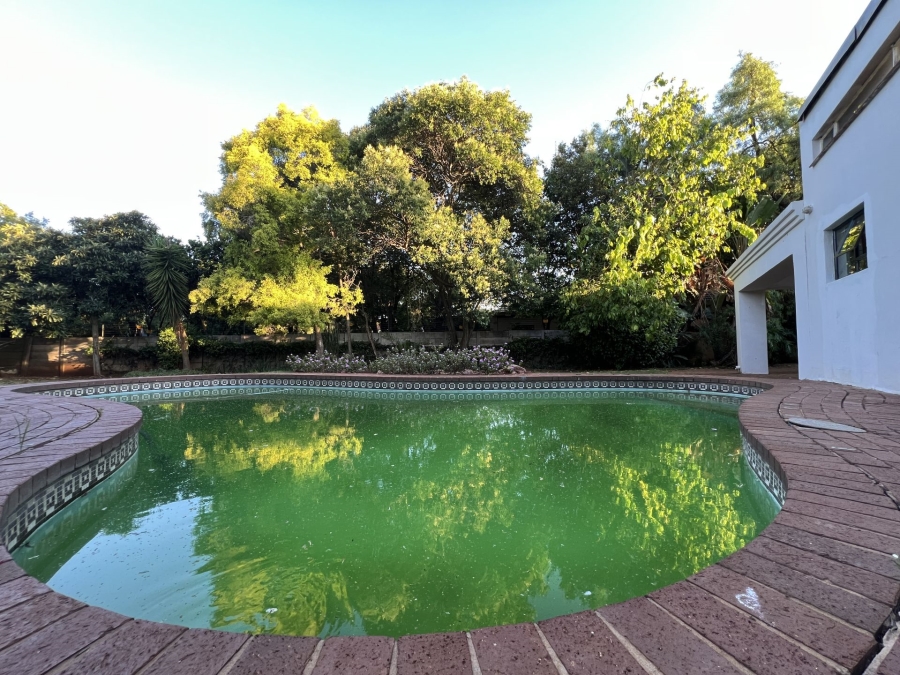 4 Bedroom Property for Sale in Waterkloof Ridge Gauteng