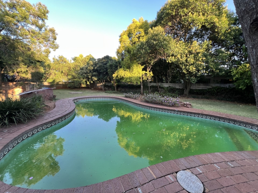 4 Bedroom Property for Sale in Waterkloof Ridge Gauteng