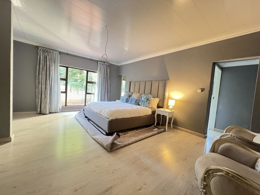 4 Bedroom Property for Sale in Waterkloof Ridge Gauteng