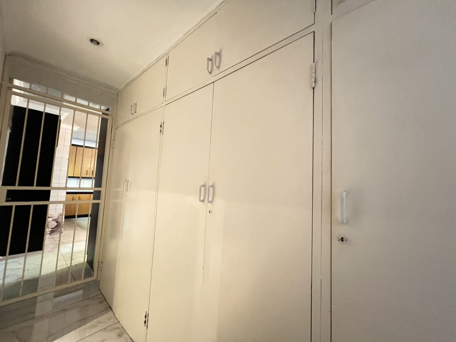 4 Bedroom Property for Sale in Waterkloof Ridge Gauteng