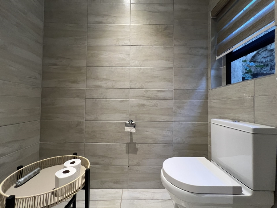 4 Bedroom Property for Sale in Waterkloof Ridge Gauteng