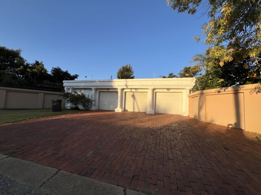 4 Bedroom Property for Sale in Waterkloof Ridge Gauteng