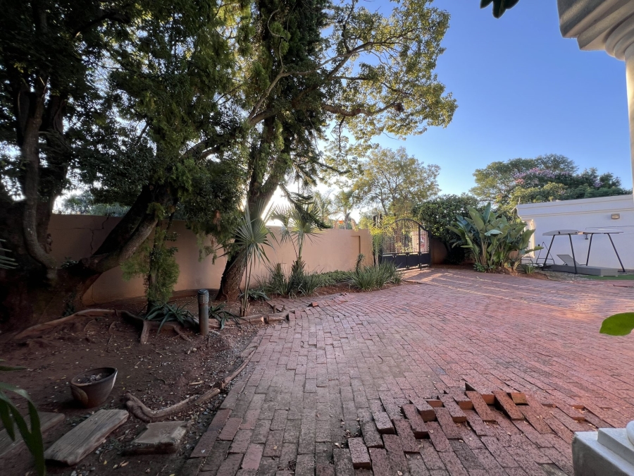 4 Bedroom Property for Sale in Waterkloof Ridge Gauteng